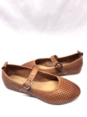 MIZ MOOZ KAI WOMEN'S MARY JANE LEATHER FLATS BRANDY 37EU / 7US # T-108